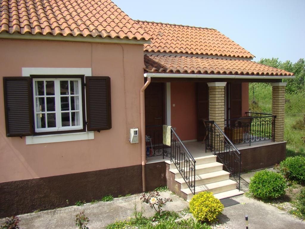 Beautiful Nearby Beach House With Garden, Private Pool And Large Yard Sidárion Exterior foto
